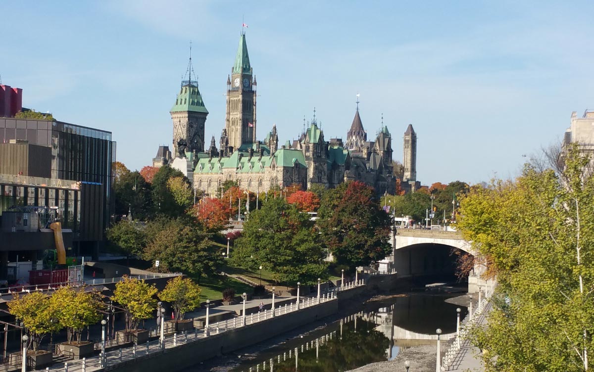 Định Cư Canada Diện Work Permit